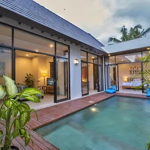 Lavina , Ubud (Bali) Indonesia