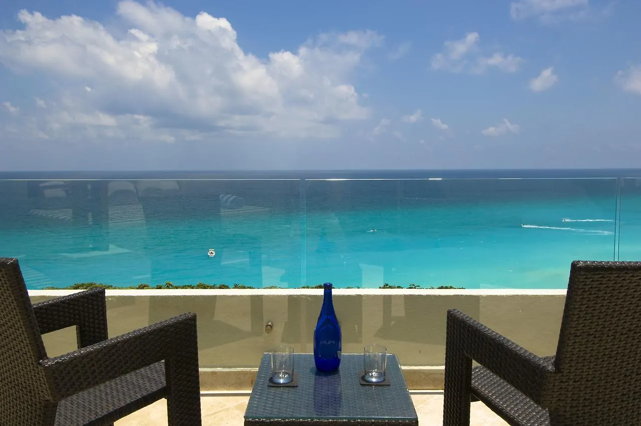 Armar House, All-Inclusive Cancún